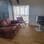 2 The Old Joiners Shop 2 Bedrooms * Harrogate