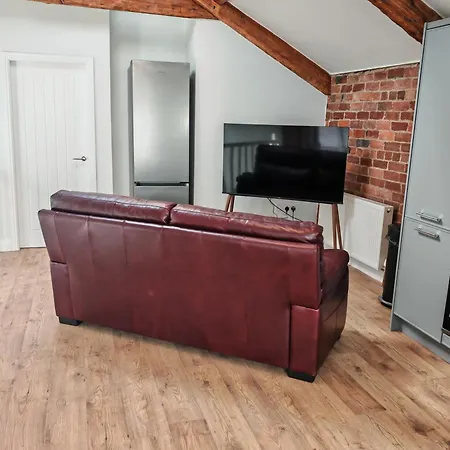 2 The Old Joiners Shop 2 Bedrooms